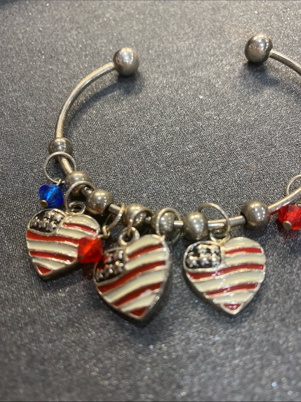 Vintage Patriotic Heart Charm Bracelet - Picture 2 of 3